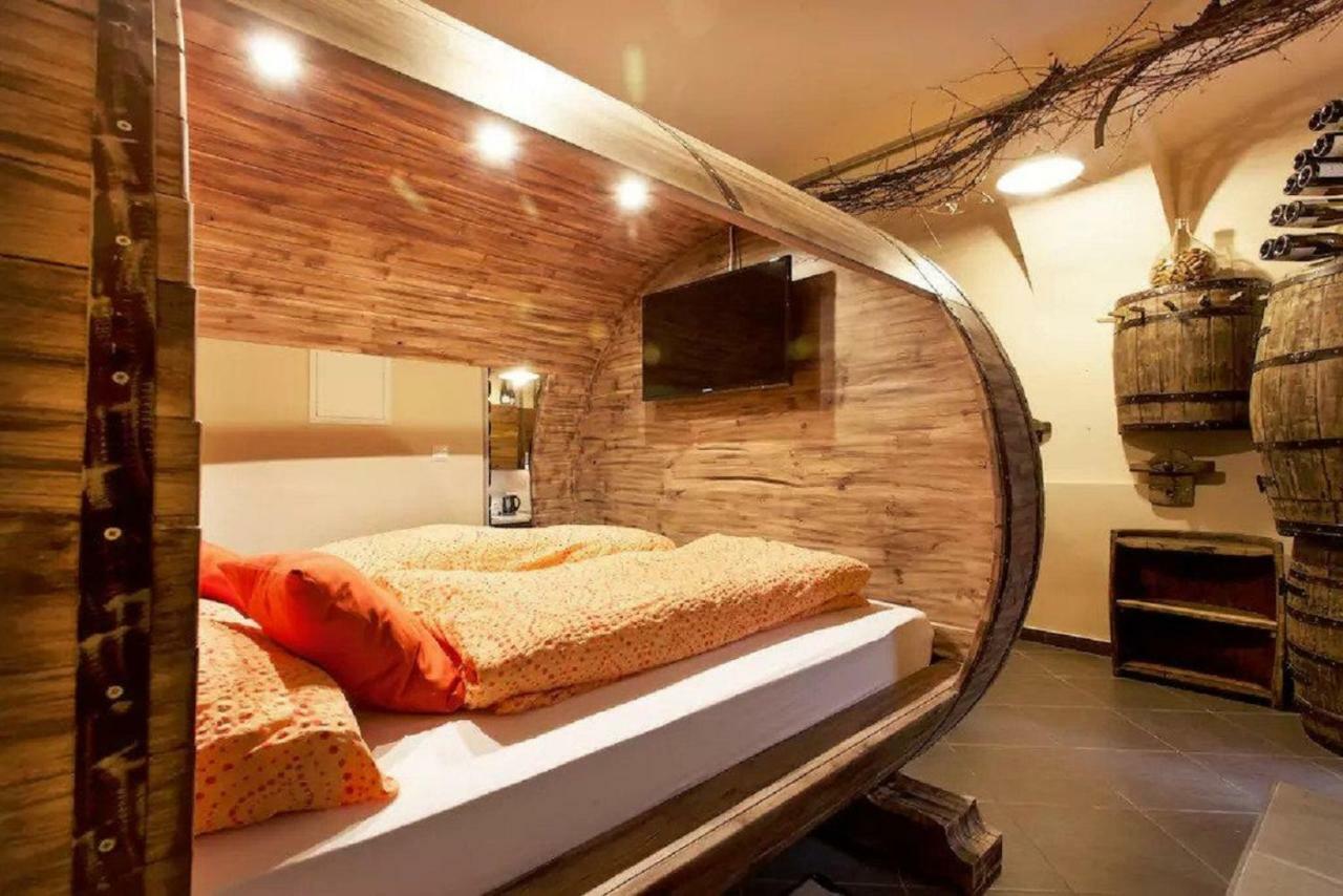 Beer & Wine Cellar Apartment Ljubljana Luaran gambar