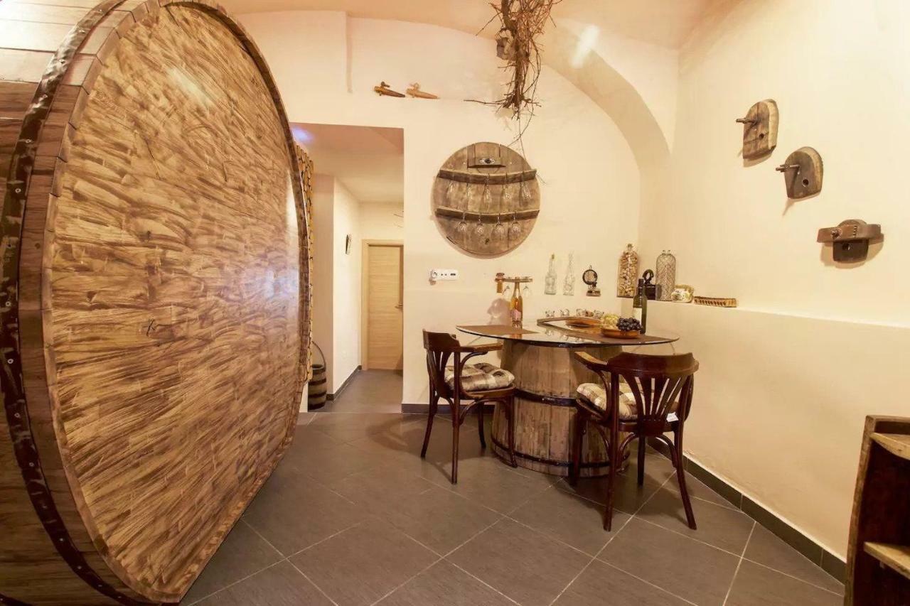 Beer & Wine Cellar Apartment Ljubljana Luaran gambar